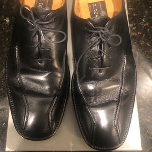 Mens black lace dress shoes from Italy very clean